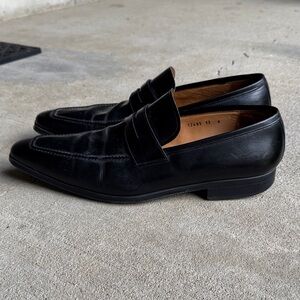 Magnanni mens 13 M black leather point toe loafer dress shoes EUC